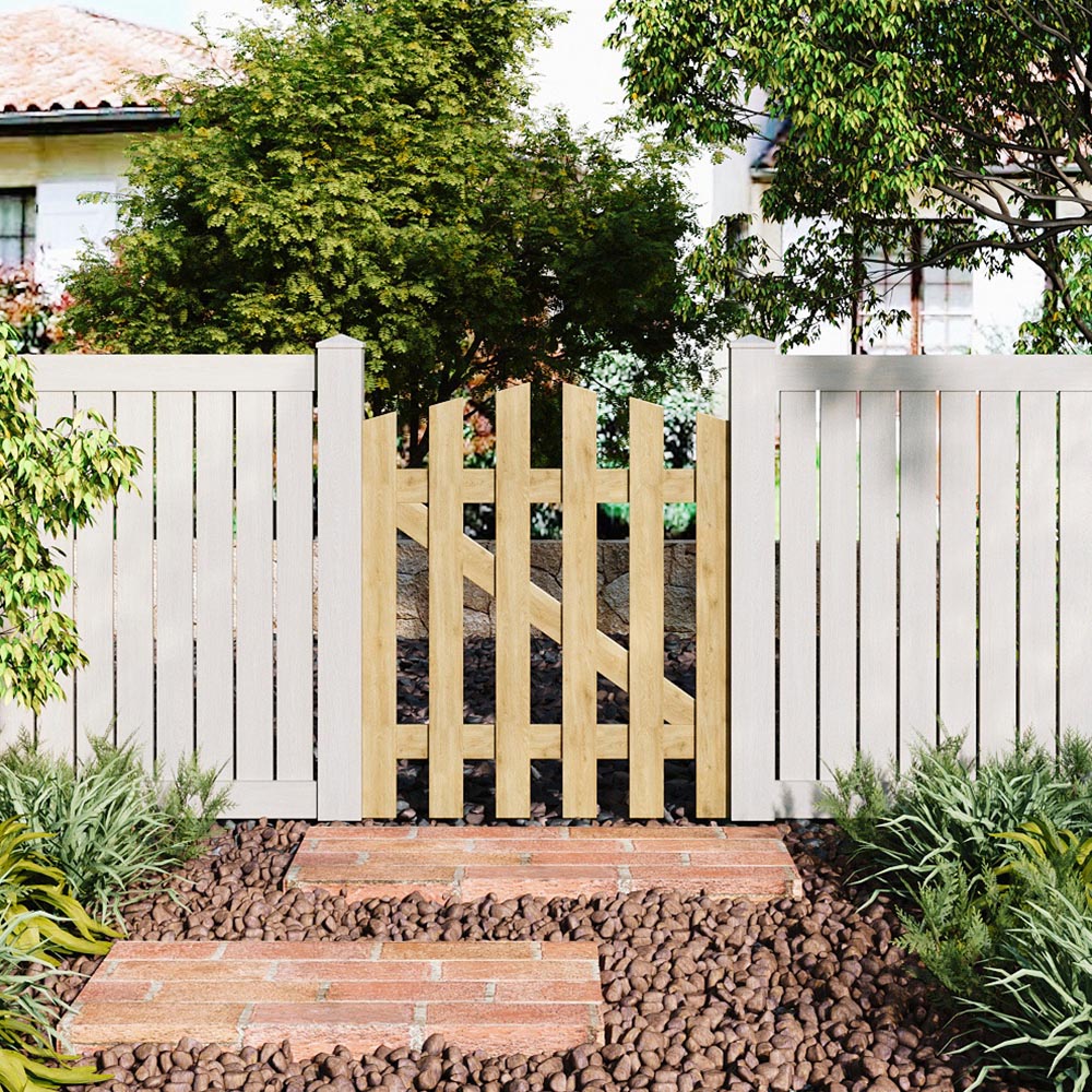 Spruce Wood Arched Top Garden Gate with T Hinges & Door Bolt
