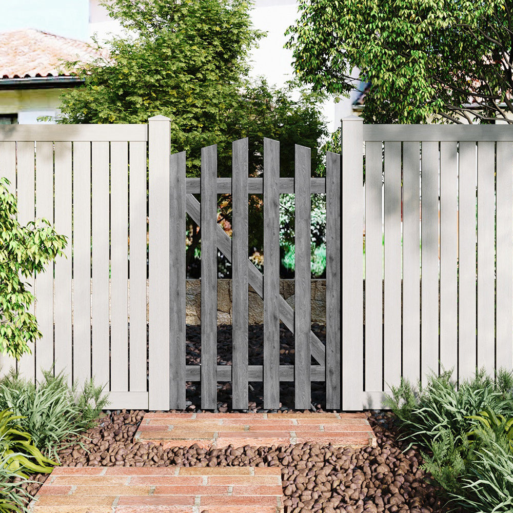 Spruce Wood Garden Gate Arched Top with T Hinges & Door Bolt
